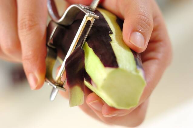 ナスとピーマンの薬味添えの作り方の手順1