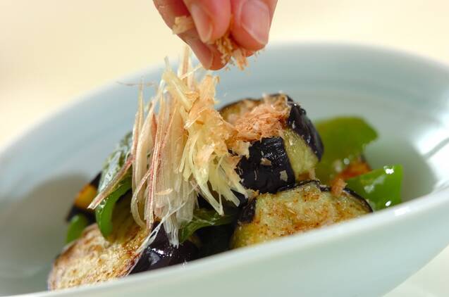 ナスとピーマンの薬味添えの作り方の手順3