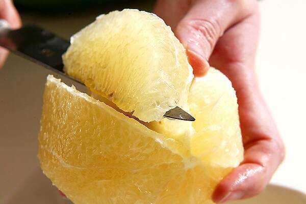 アボカドソースのサラダの作り方の手順1