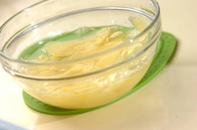 豚肉の洋風重ね焼きの作り方の手順1