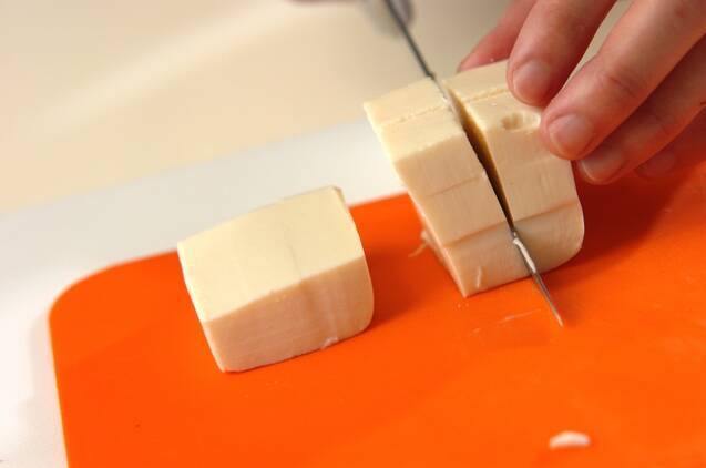 豆腐と水菜の中華スープの作り方の手順1