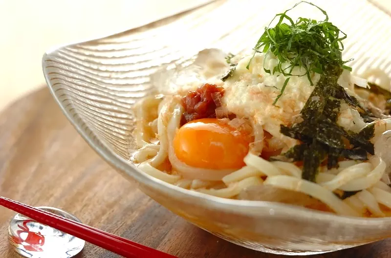 暑い日に 冷やし月見とろろうどん レシピ 作り方 E レシピ 料理のプロが作る簡単レシピ