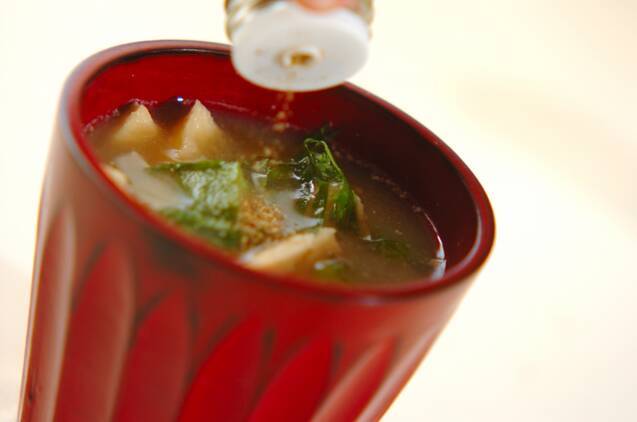 オクラと納豆のみそ汁の作り方の手順5