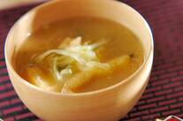 せん切りキャベツのみそ汁