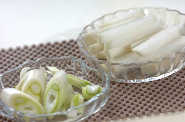 大根の合わせみそ汁の作り方の手順1