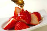 イチゴのハチミツがけの作り方1