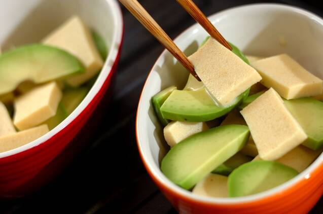高野豆腐とアボカドのオムレツの作り方の手順5