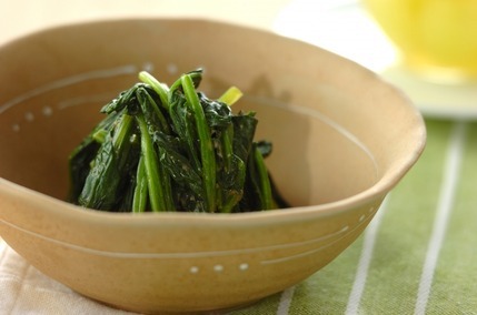 ホウレン草のゴマダレ和え