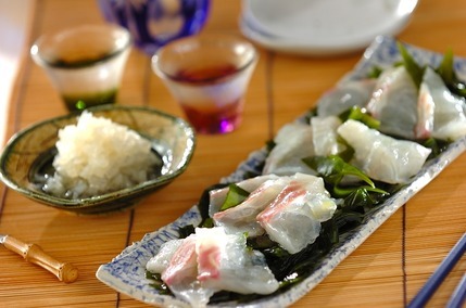 鯛の昆布じめカルパッチョらっきょうドレッシングがけ