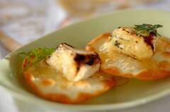 カマンベールのハチミツがけ