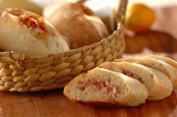 塩レモンとベーコンのパン