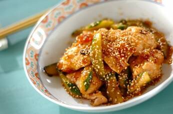 鶏むね肉とキュウリの炒め物