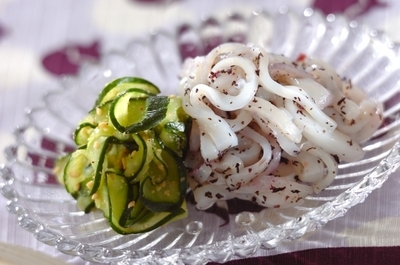 イカのゆかり和え 副菜 レシピ 作り方 E レシピ 料理のプロが作る簡単レシピ