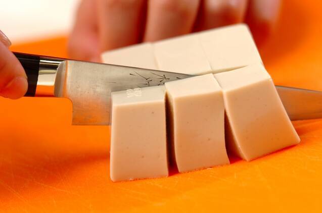 ゴマ豆腐のミルクあんみつの作り方の手順1