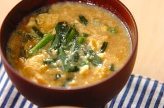 ニラタマみそ汁