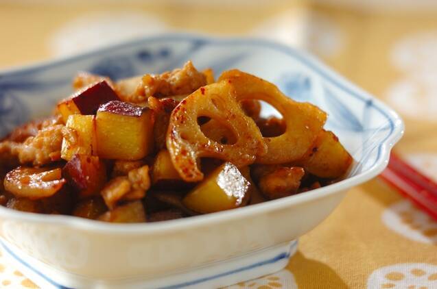 サツマイモとレンコンのきんぴら