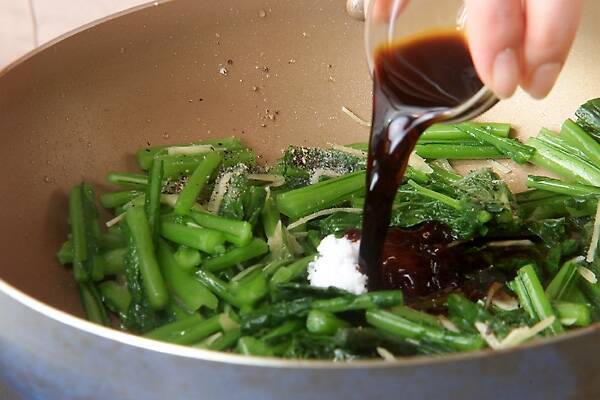 カブの葉のきんぴらの作り方の手順4