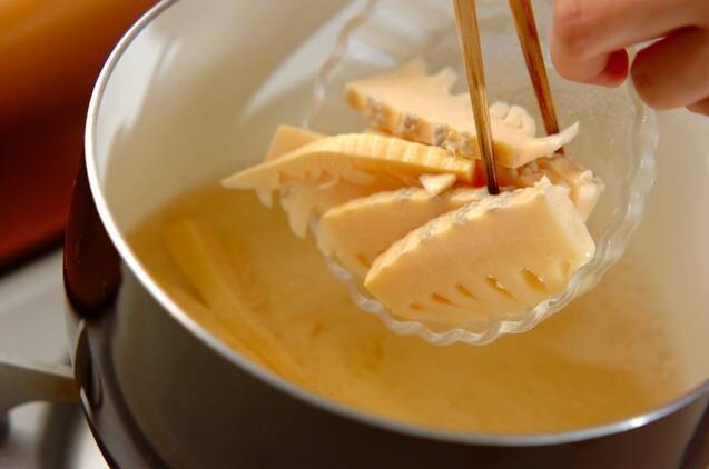 タケノコとアオサのみそ汁の作り方の手順3