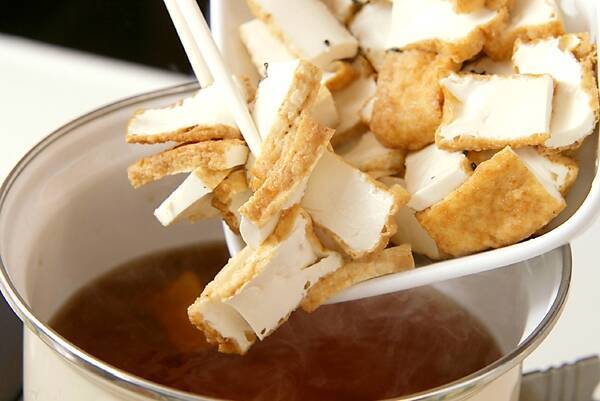 厚揚げとキノコの煮物の作り方の手順3