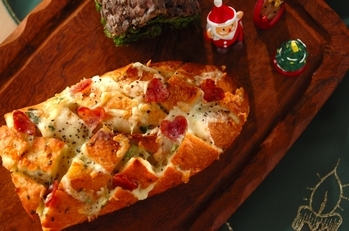 ブルーミングオニオンブレッド