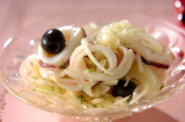 イカと玉ネギのマリネ