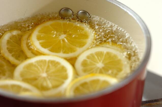 レモンのグラニテの作り方の手順1