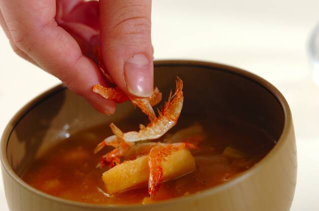 減塩トマみそ汁の作り方の手順3