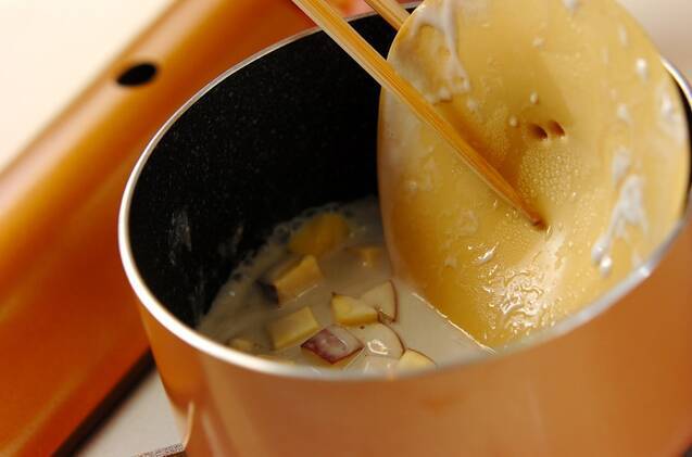 サツマイモのハニーココナッツ煮の作り方の手順2