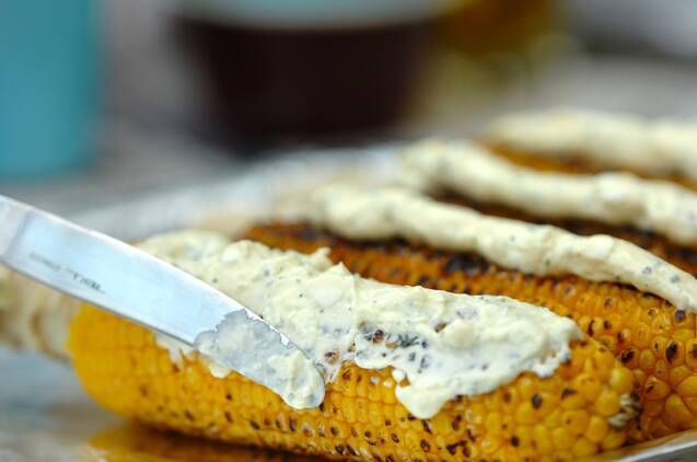 焼きトウモロコシのマヨチーズディップの作り方の手順3