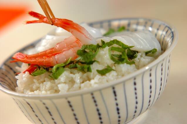 ヤリイカと甘エビの丼の作り方の手順2