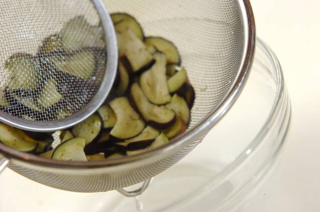 ナスとインゲンのゴマ和えの作り方の手順6