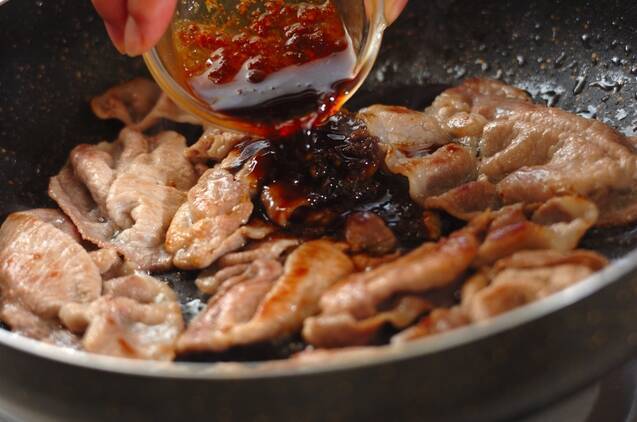 簡単！豚肉の生姜焼き ハチミツでコクを出す by森岡 恵さんの作り方の手順2