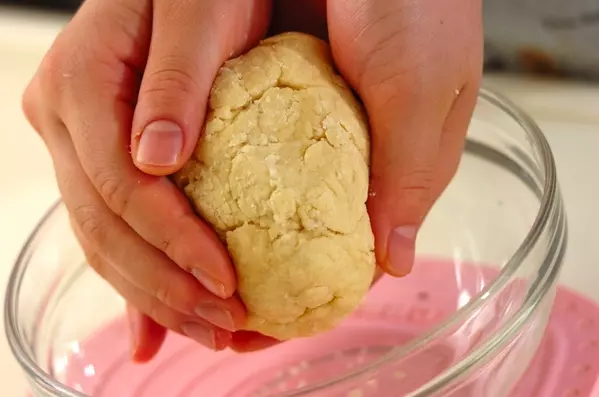 ホットケーキミックスで作るフライパンスコーンの作り方2