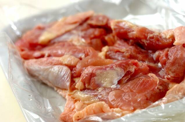 塩鶏の生春巻きの作り方の手順1