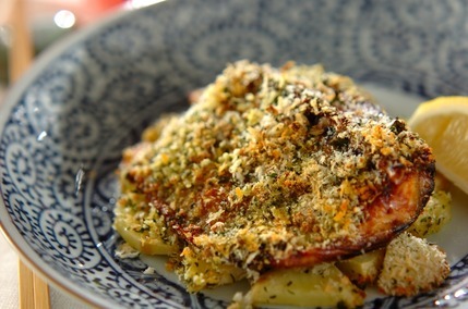 サバのカレー風味パン粉焼き
