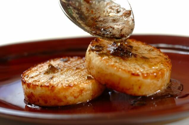 大根ステーキ　ケイパーソースの作り方の手順4