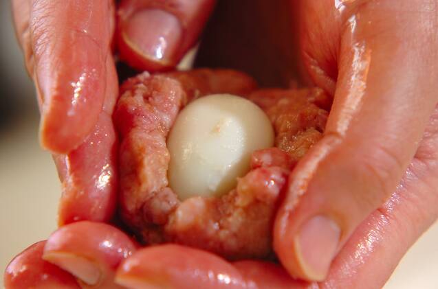 ミニスコッチエッグの作り方の手順1