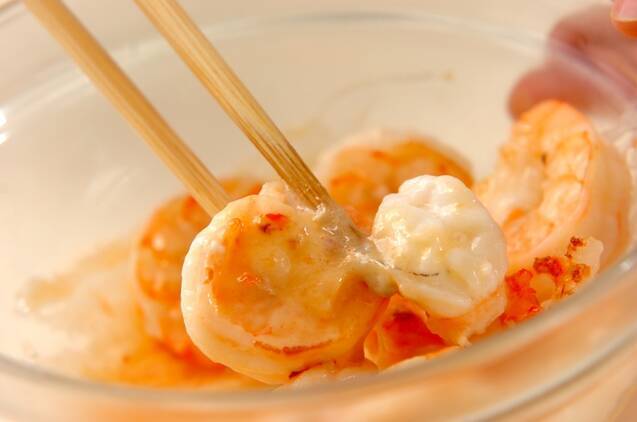 エビのチリマヨサラダの作り方の手順3