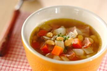 毎日使えるスープ！大豆と野菜たっぷり 簡単おいしい by金丸 利恵さん