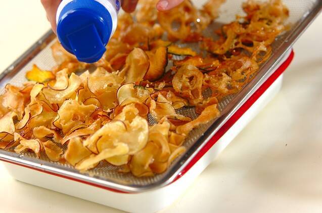 ココナッツオイルの野菜チップスの作り方の手順5