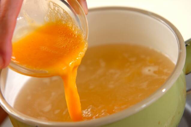 卵スープの作り方の手順1