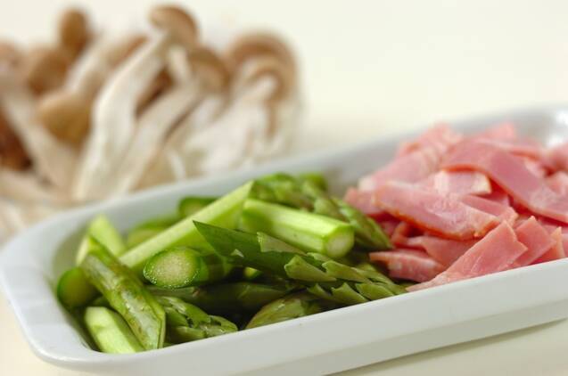 濃厚カルボナーラ 鍋ひとつで！初心者にもおすすめ by杉本 亜希子の作り方の手順1