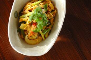 カニと卵のカレー