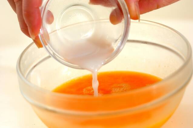 カニと卵のカレーの作り方の手順2