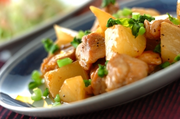 鶏もも肉と大根のバター醤油煮の画像