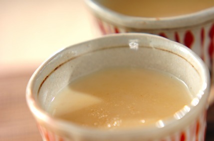 酒粕ときな粉のソイラテ