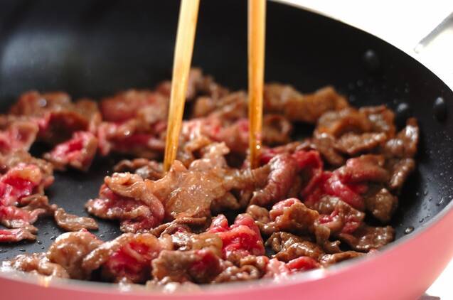 ニンニク・ショウガしょうゆを使ったチャプチェの作り方の手順7