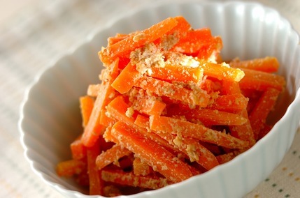 ニンジンのクルミ和え