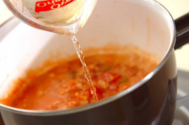 鶏ひき肉と豆のスープ煮の作り方の手順4