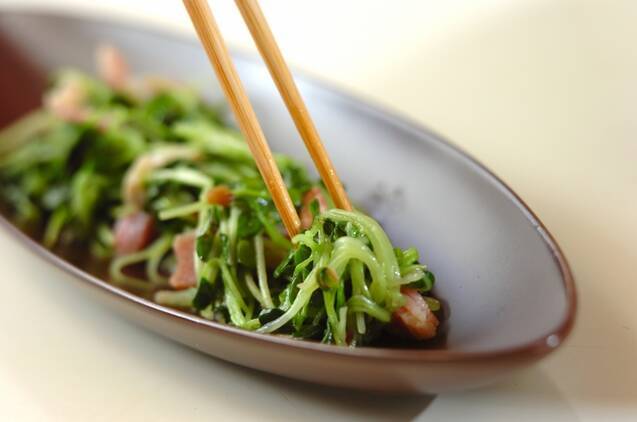 貝われ菜とベーコンの炒め物の作り方の手順3